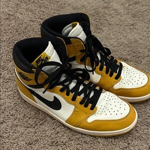Nike Air Jordan 1 Ochre size 11